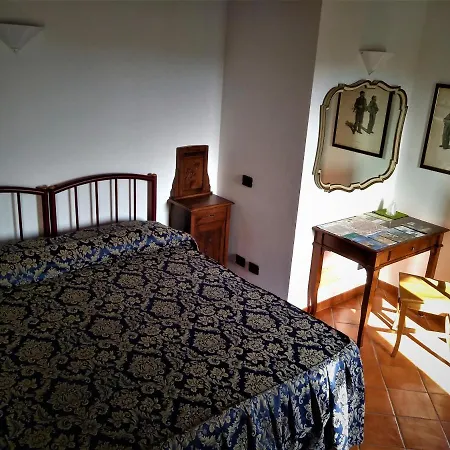 فندق مبيت وإفطار Cascina Creusa 3*
